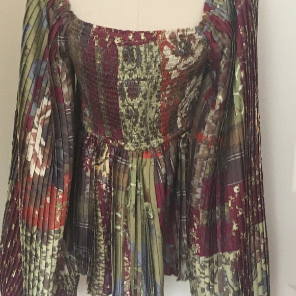 Anthropologie Tara Smocked Blouse by Letweke size 8 - Picture 4 of 6